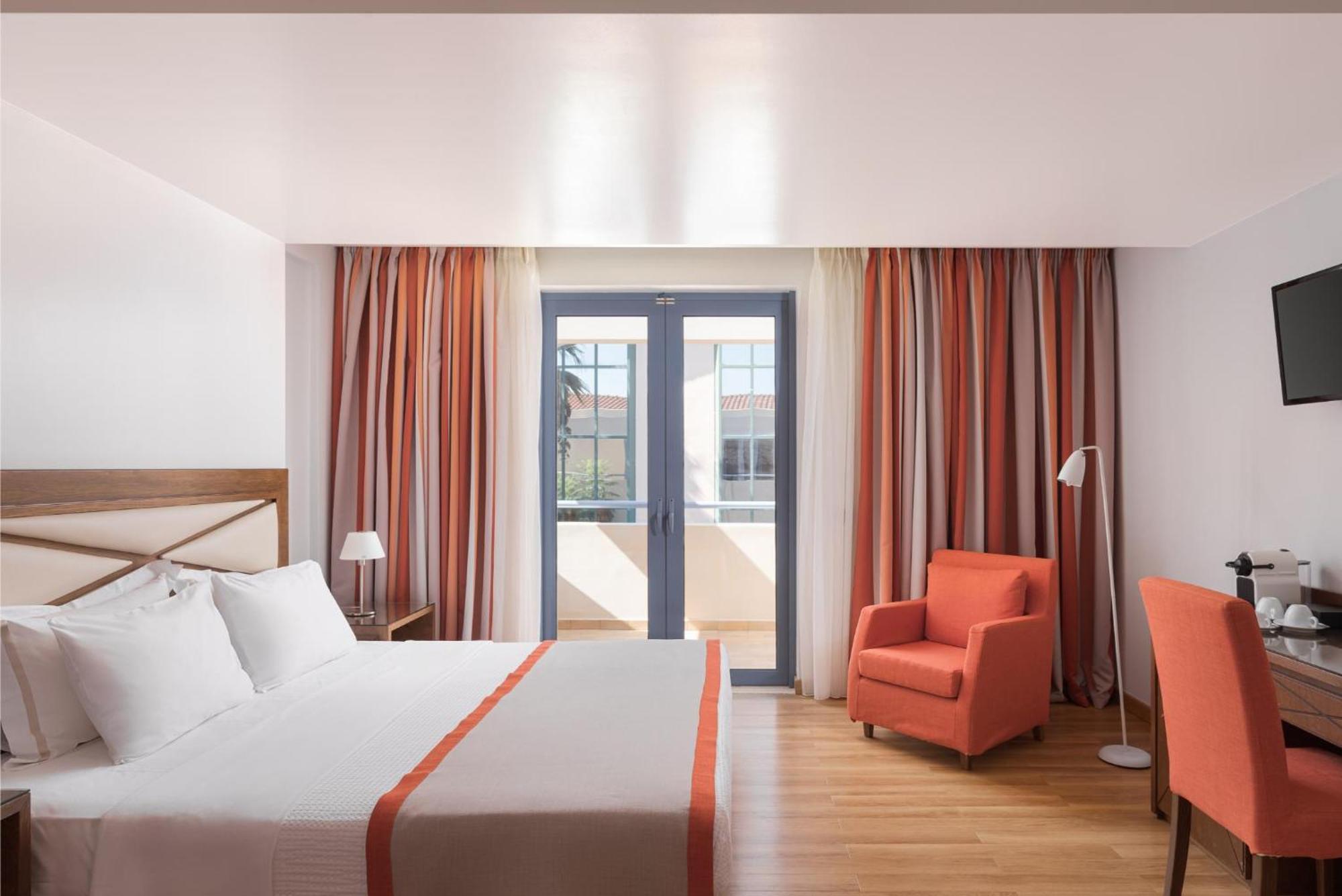 Alkyon Resort Hotel & Spa Врахаті Номер фото
